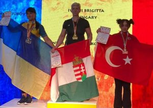 Read more about the article Szkander Európa-bajnokság – A magyar válogatott minden korosztályban sikeres volt Bukarestben