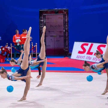 Ritmikus gimnasztika – Finalista az együttes kéziszer csapat!