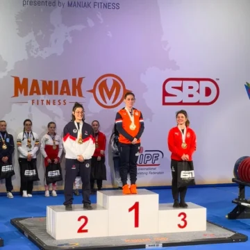 Sporttörténeti magyar érem az erőemelők Európa-bajnokságán