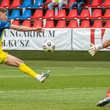 Nem lassít a Kassa!