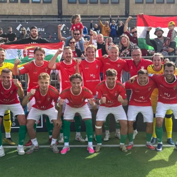 Fölényes magyar rajt a socca-vb-n: nyolc góllal vertük Nigériát Fölényes magyar rajt a socca-vb-n: nyolc góllal vertük Nigériát